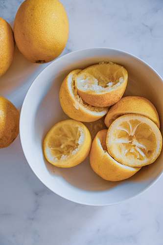 fruit slices of yellow lemons plant